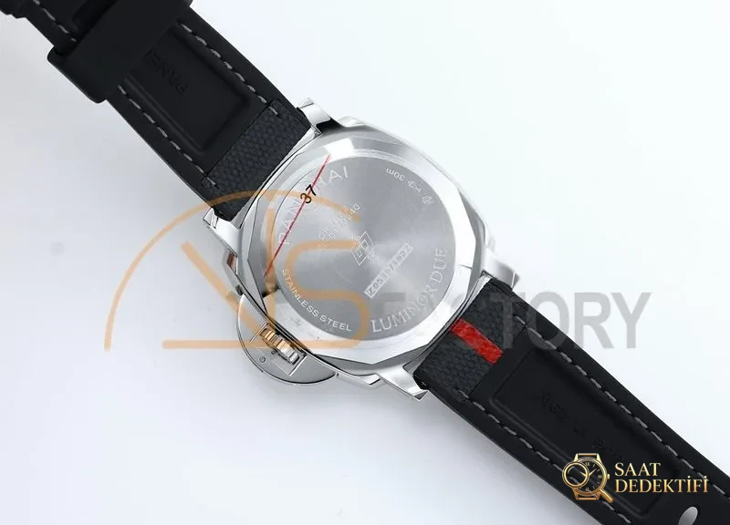 VS Factory Panerai Luminor Due serisi PAM01381 replika saat - VS Saat - Bilekte Duruş ve Kasa Orantısı