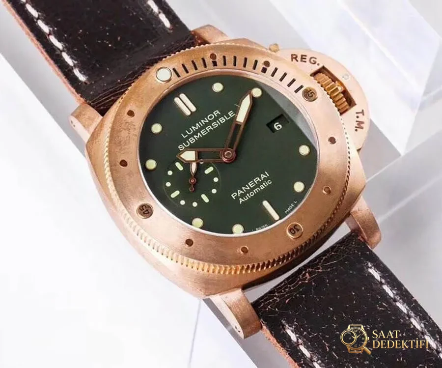 VS Factory Panerai PAM00382 bronz malzemeli saat incelemesi - Arka Kapak ve Mekanizma Detayı