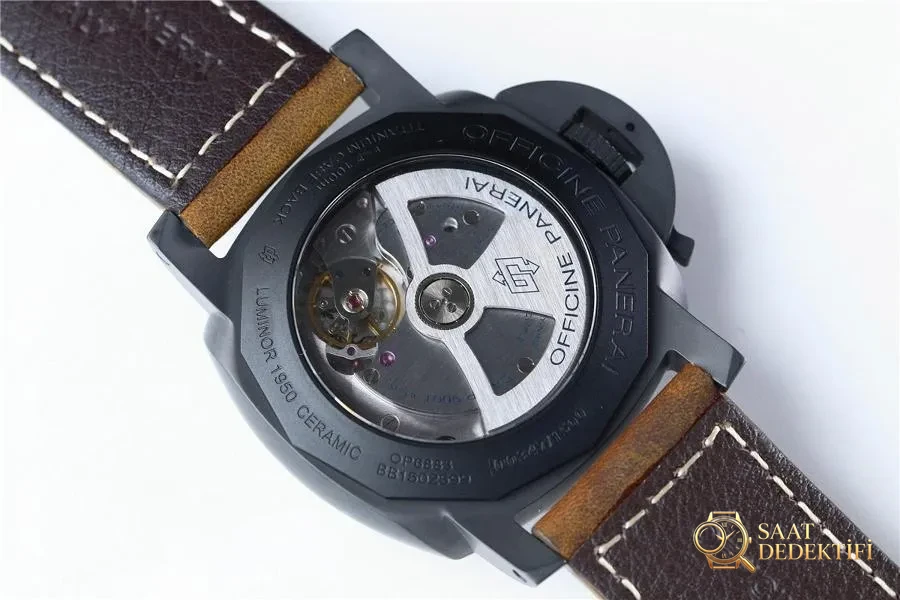 VS Factory Panerai PAM00441 Seramik Klasik Model Kol Saati - Bilezik, Toka ve Klips Mekanizması