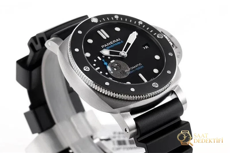 VS Factory Panerai PAM00683 işçilik incelemesi - Bilezik, Toka ve Klips Mekanizması