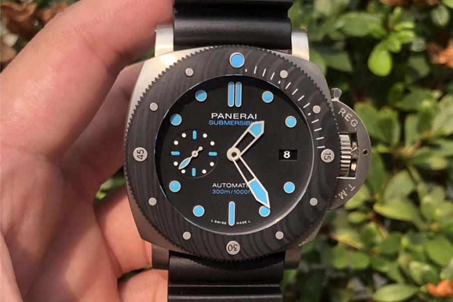 VS Factory Panerai PAM00799 Submersible Serisi Saat İncelemesi — 3. fotoğraf