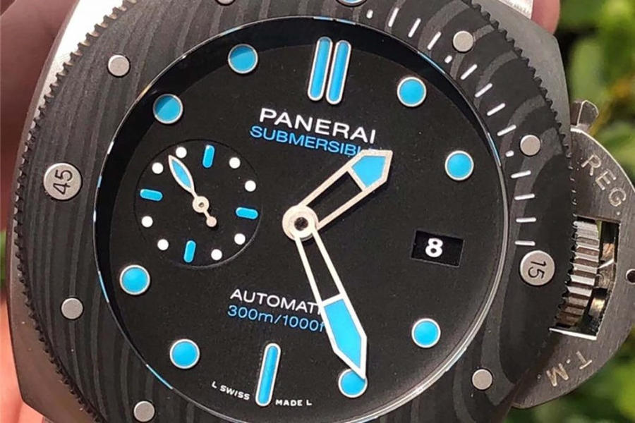 VS Factory Panerai PAM00799 Submersible Serisi Saat İncelemesi — 5. fotoğraf