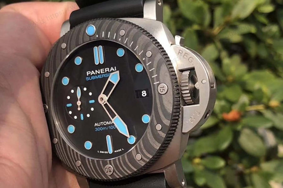 VS Factory Panerai PAM00799 Submersible Serisi Saat İncelemesi — 6. fotoğraf
