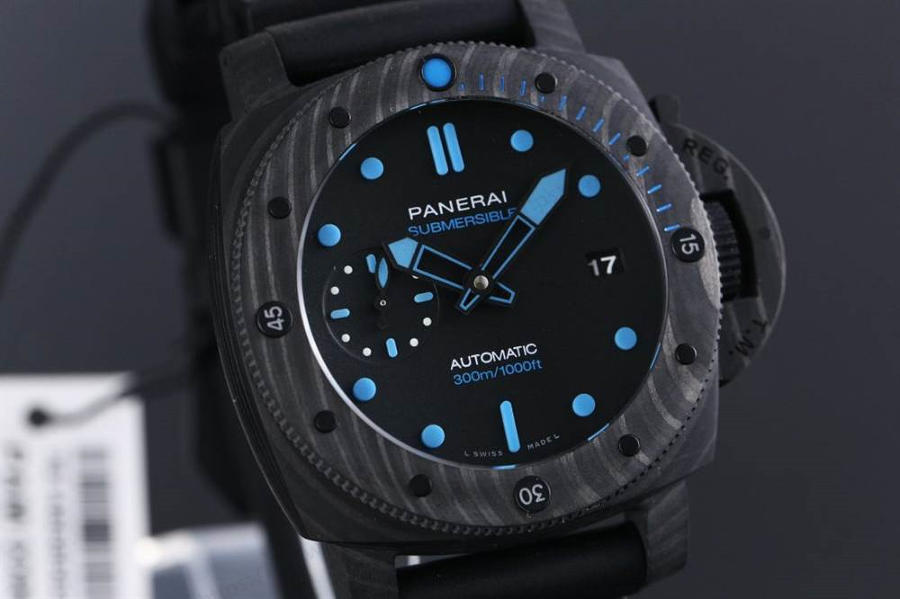 VS Factory Panerai PAM00960 Karbon Fiber Saat İncelemesi — 2. fotoğraf