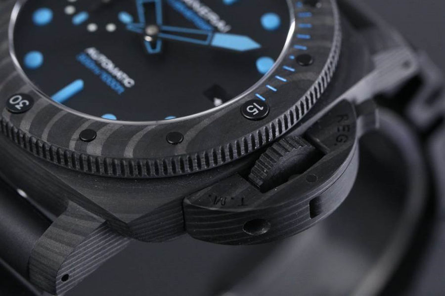 VS Factory Panerai PAM00960 Karbon Fiber Saat İncelemesi — 6. fotoğraf