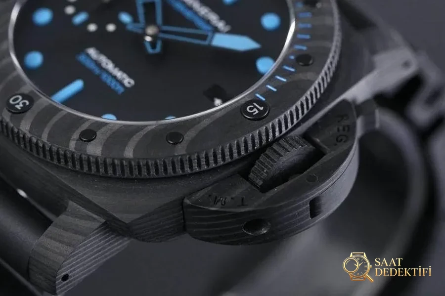 VS Factory Panerai PAM00960 Karbon Fiber Saat İncelemesi - Makro Kadran ve İndeks İşçiliği