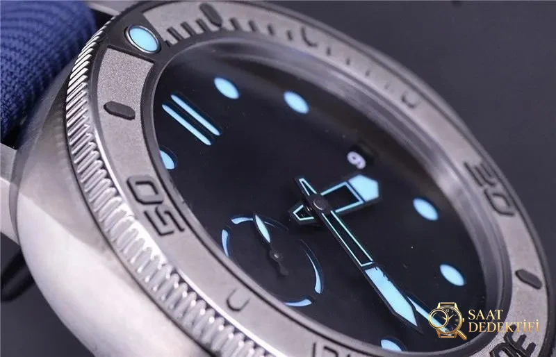 VS Factory Panerai PAM00985 saat incelemesi - Kadran Detayı ve Bezel İşçiliği