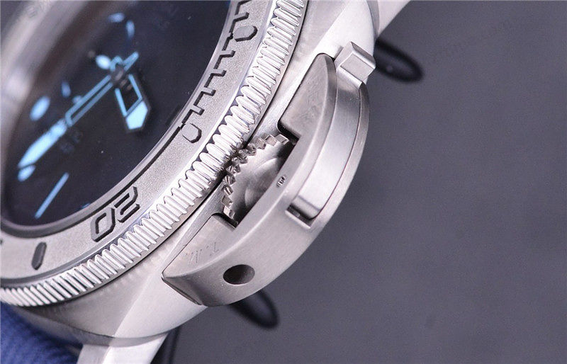 VS Factory Panerai PAM00985 saat incelemesi — 5. fotoğraf