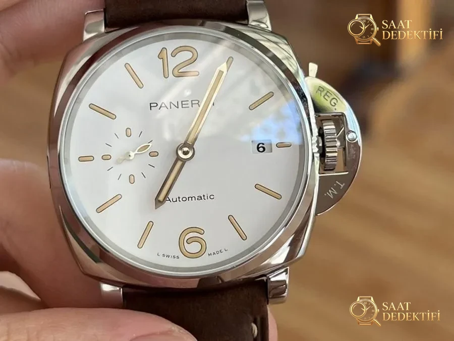 VS Factory Panerai PAM01046 replika saat - VS saat - Arka Kapak ve Mekanizma Detayı