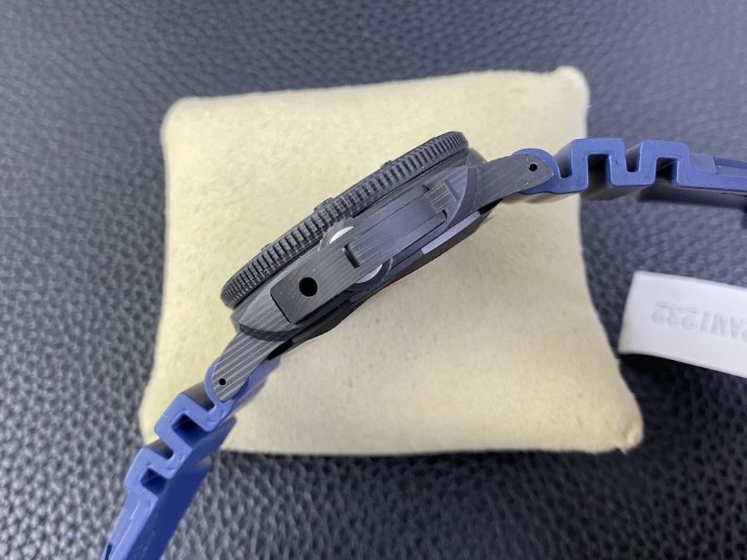 VS Factory Panerai PAM01232 karbon fiber kasanın işçiliği nasıl? İlk bakışta replika belli olur mu? — 7. fotoğraf
