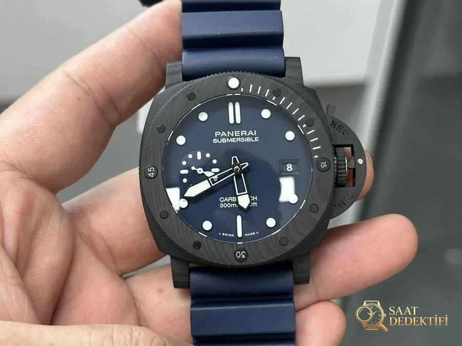 Panerai Luminor Submersible PAM01232 VS Factory İncelemesi - Ön Görünüm ve Kasa Tasarımı