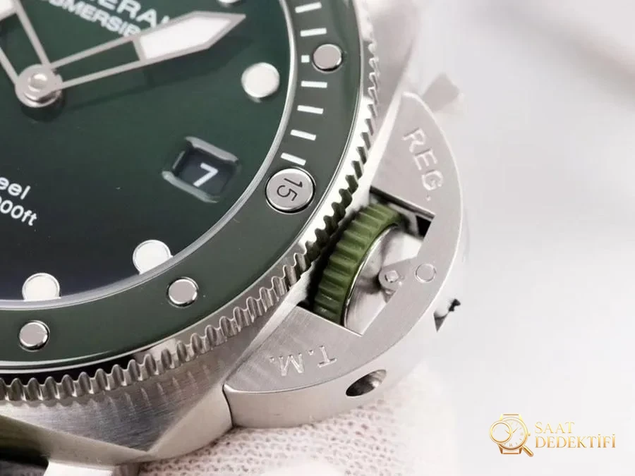 VS Factory Panerai PAM01287 Replika Kol Saati - VS Saat - Arka Kapak ve Mekanizma Detayı