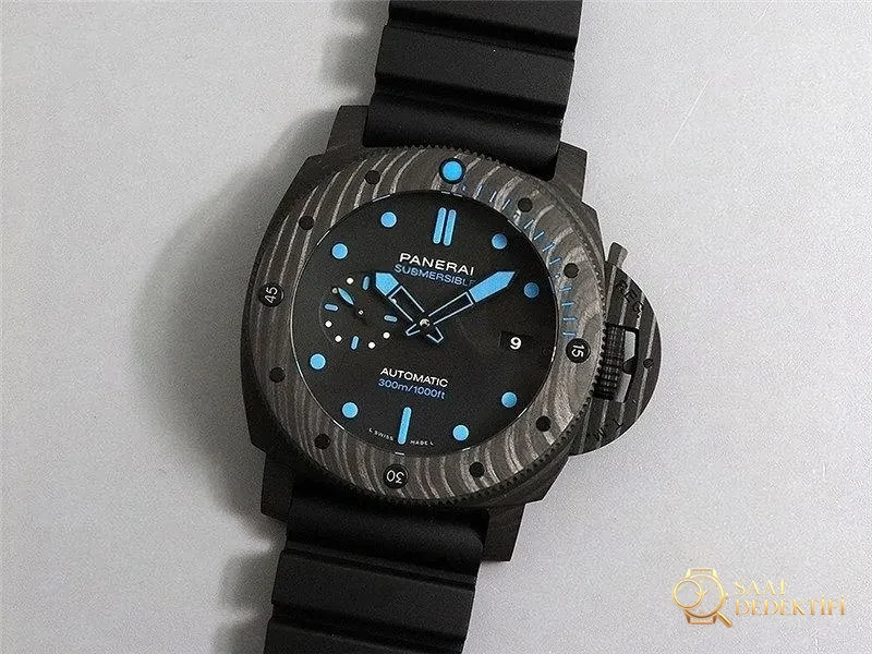 Panerai Luminor Submersible PAM01616 VS Factory İncelemesi - Ön Görünüm ve Kasa Tasarımı