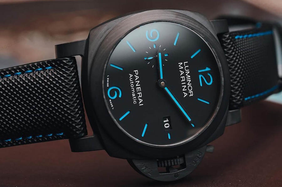 VS Factory Panerai PAM01661 Karbon Fiber Saat İncelemesi — 1. fotoğraf