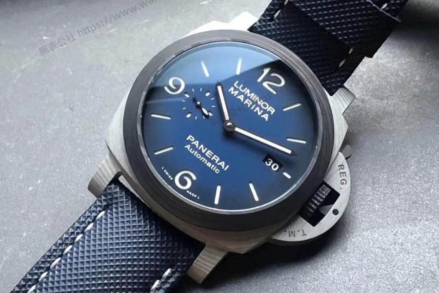 VS Factory Panerai PAM01663 (duman mavisi kadran) karbon fiber malzemeli saat incelemesi — 2. fotoğraf