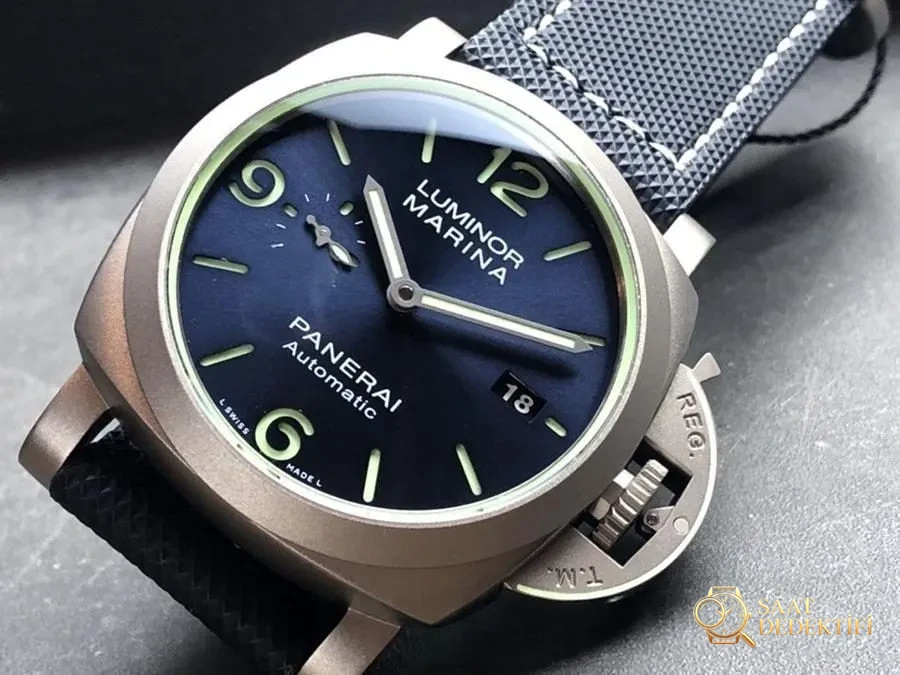 VS Factory Panerai PAM1117 Replika - VS Saat - Arka Kapak ve Mekanizma Detayı