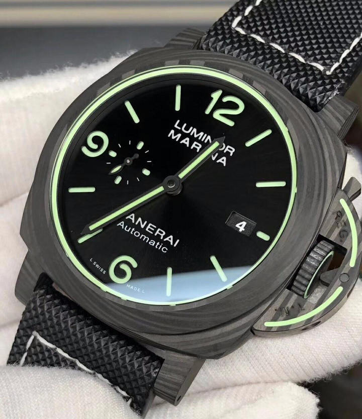 VS Factory Panerai PAM1118 Efsanevi Lume Karbon Fiber Kol Saati İncelemesi — 1. fotoğraf