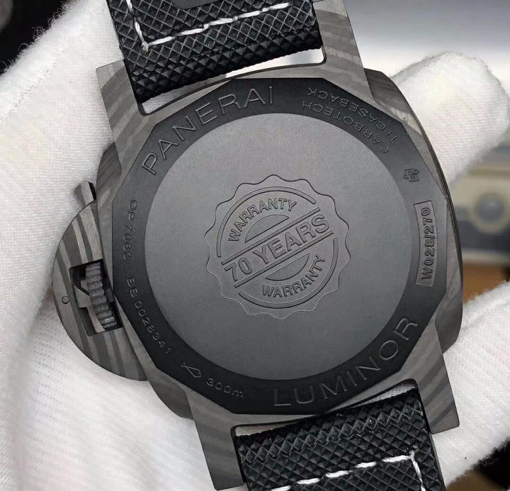 VS Factory Panerai PAM1118 Efsanevi Lume Karbon Fiber Kol Saati İncelemesi — 4. fotoğraf