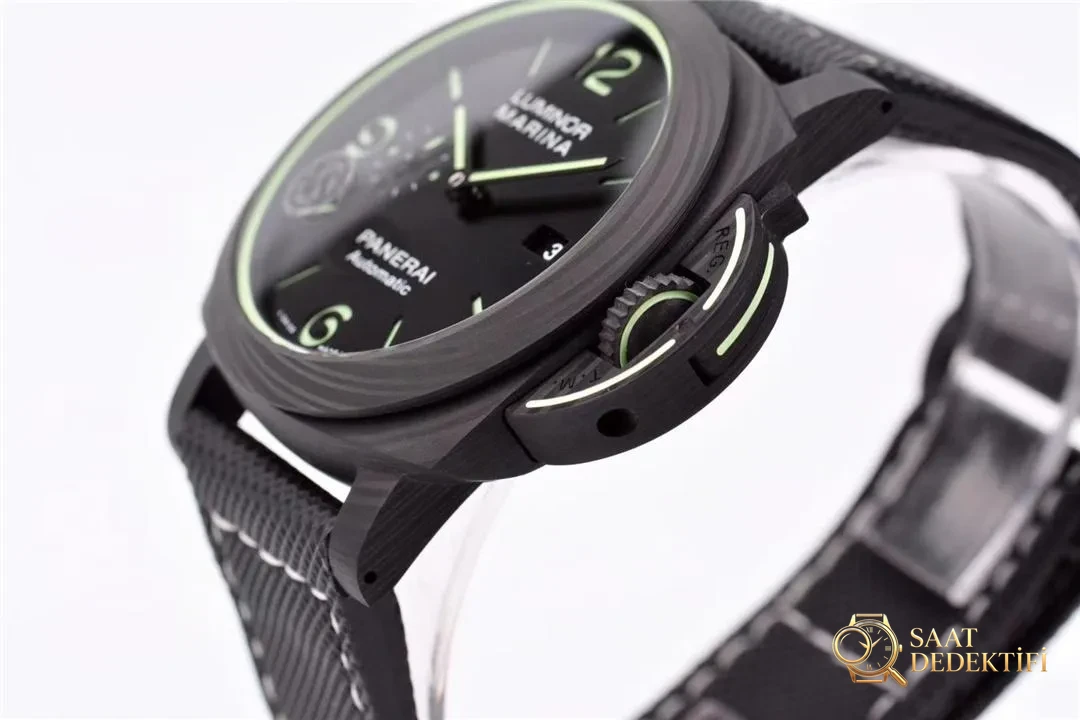 VS Factory Panerai pam1118 karbon fiber saat incelemesi - Arka Kapak ve Mekanizma Detayı