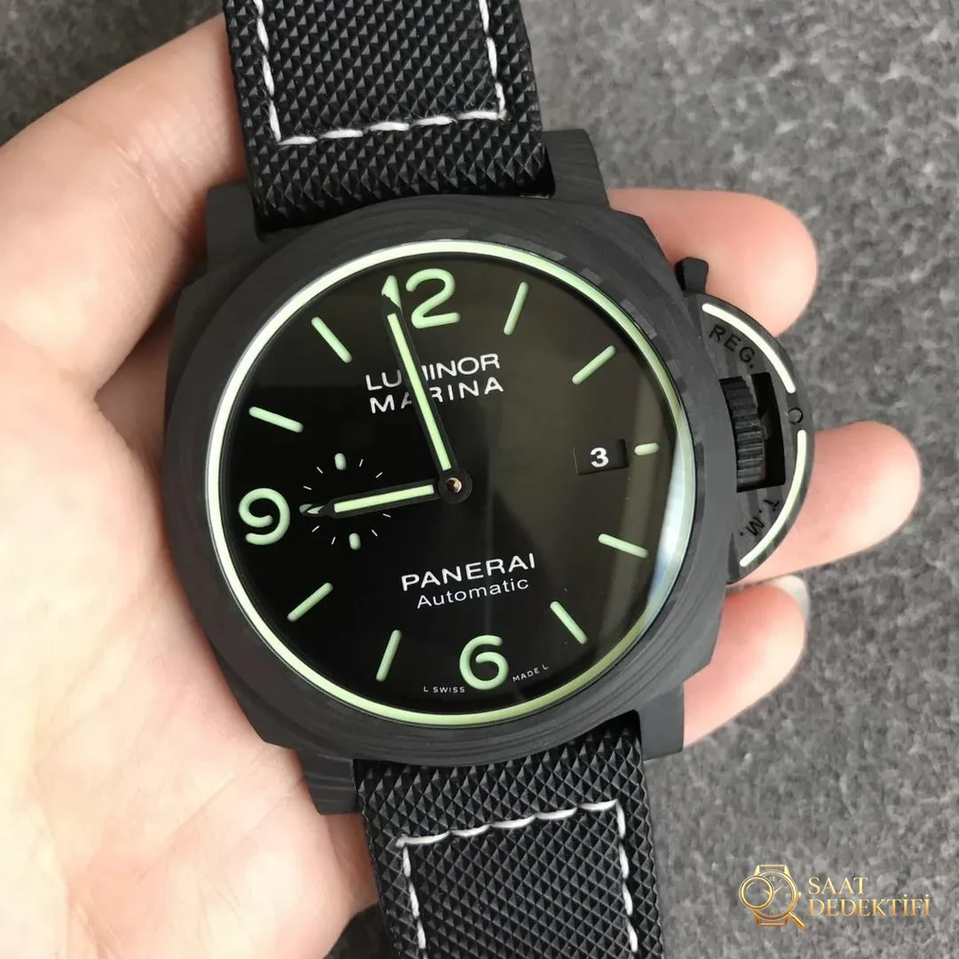 VS Factory Panerai PAM1118 karbon fiber saatin işçiliği iyi mi? - Kasa Profili ve Kurma Kolu İncelemesi