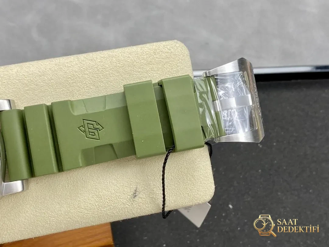 VS Factory Panerai PAM1226, P900 mekanizmasıyla kalitesi yine iyi mi? - Bilekte Duruş ve Kasa Orantısı