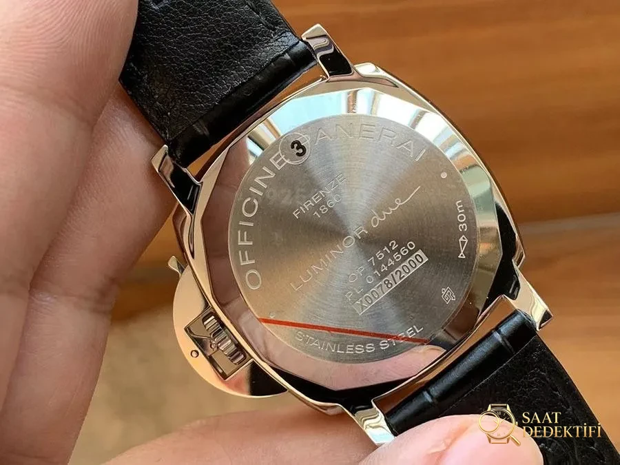 VS Factory Panerai PAM1249 Replika Kol Saati - VS Saat - Arka Kapak ve Mekanizma Detayı