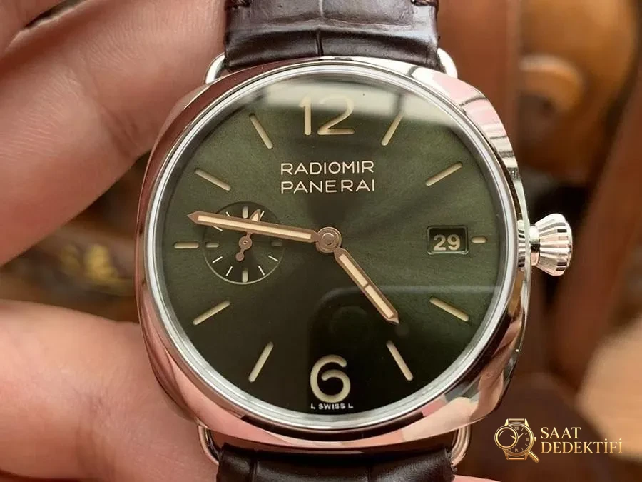 Panerai Radiomir PAM1386 VS Factory İncelemesi - Ön Görünüm ve Kasa Tasarımı