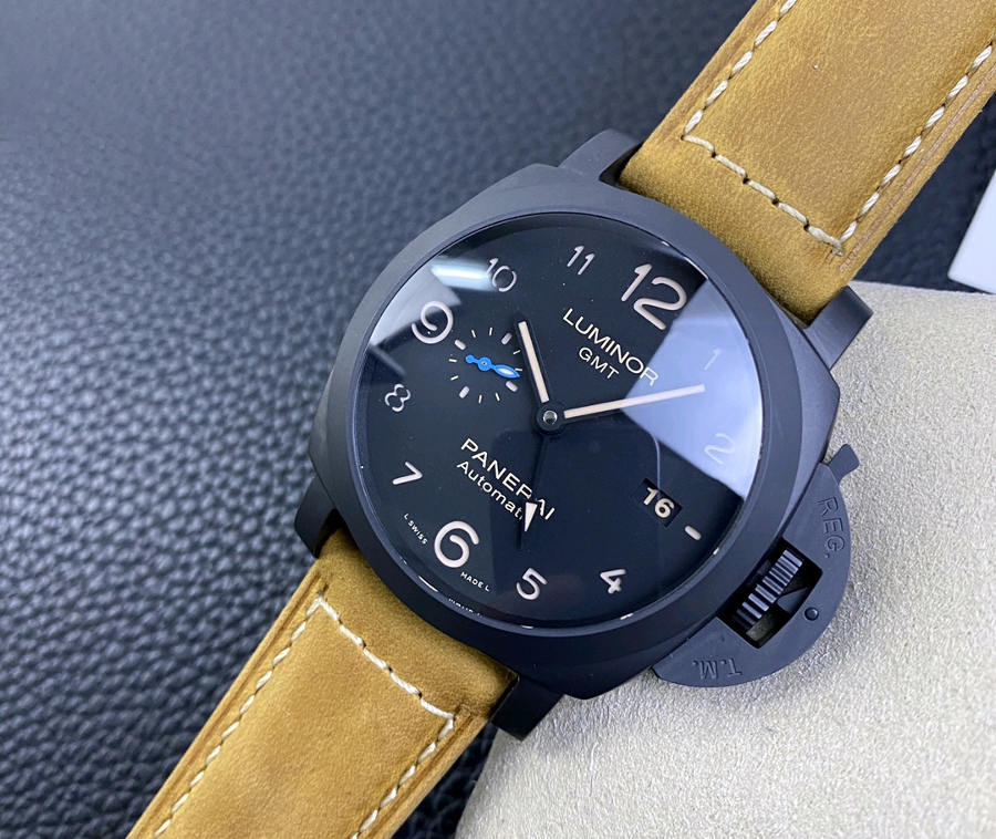 VS Factory Panerai PAM1441 seramik kol saati incelemesi — 3. fotoğraf