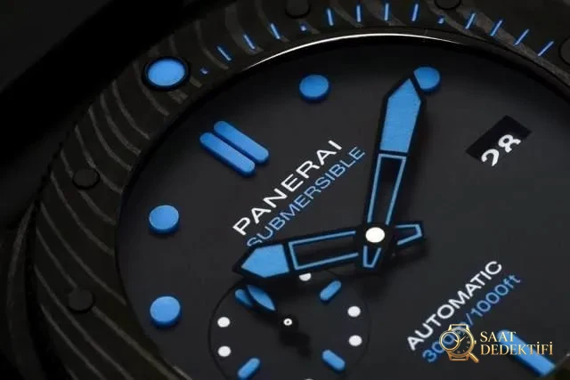 VS Factory Panerai PAM1616 Sert Erkek Tarzı Karbon Fiber Kol Saati İncelemesi - Arka Kapak ve Mekanizma Detayı