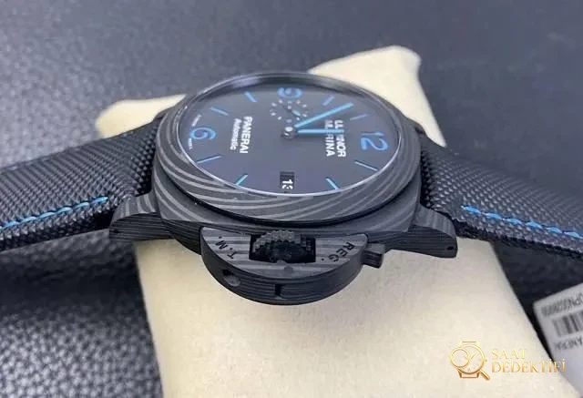 VS Factory Panerai PAM1661 karbon fiber malzemeli saat incelemesi - Arka Kapak ve Mekanizma Detayı