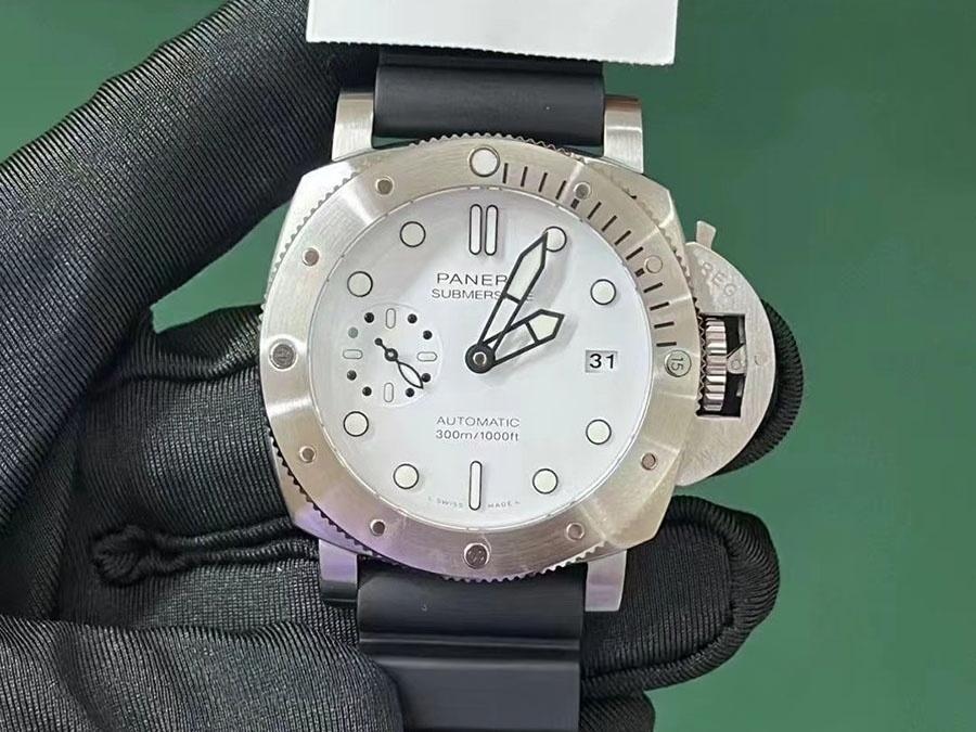 VS Factory Panerai PAM2223 replika saat - VS saat — 1. fotoğraf