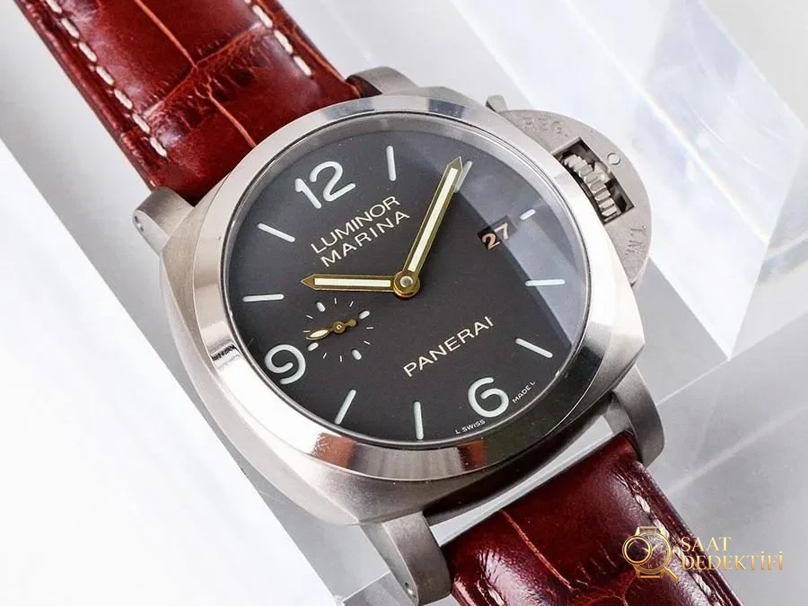 VS Factory Panerai PAM351 replika saat - VS saat - Arka Kapak ve Mekanizma Detayı