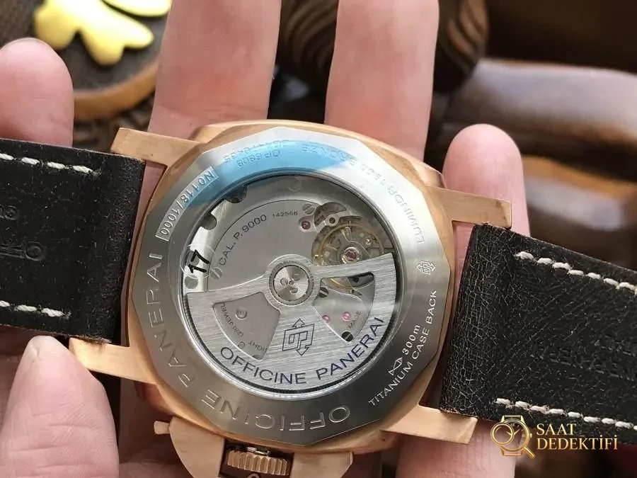 VS Factory Panerai PAM382 bronz kol saati incelemesi - Kasa Profili ve Kurma Kolu İncelemesi