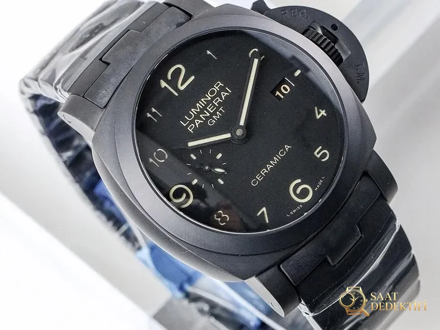 Panerai PAM438 VS Factory İncelemesi - Ön Görünüm ve Kasa Tasarımı