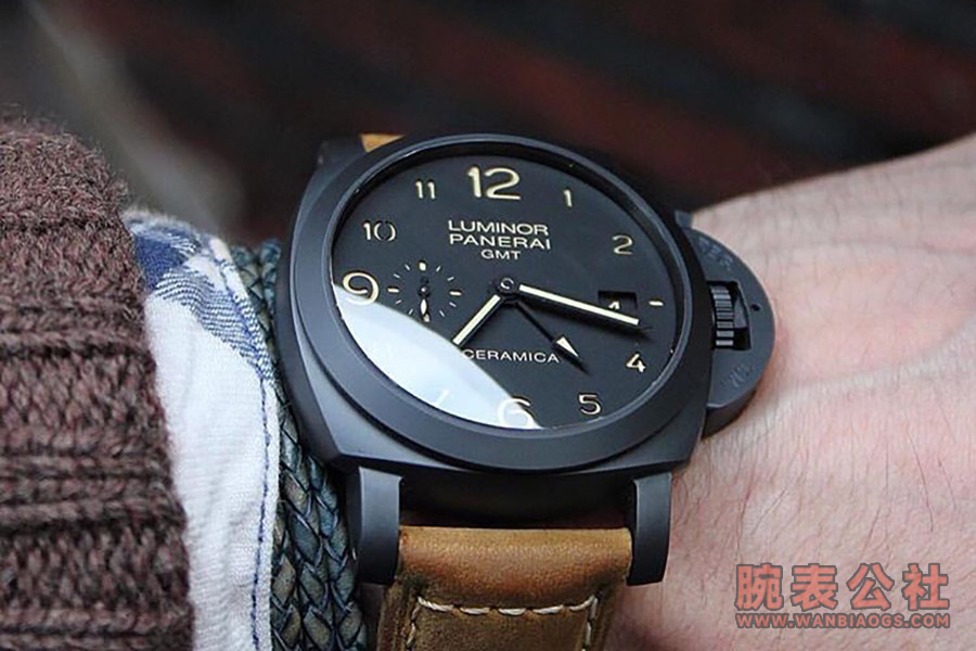 VS Factory Panerai PAM438 tam seramik replika saat nasıl? — 2. fotoğraf