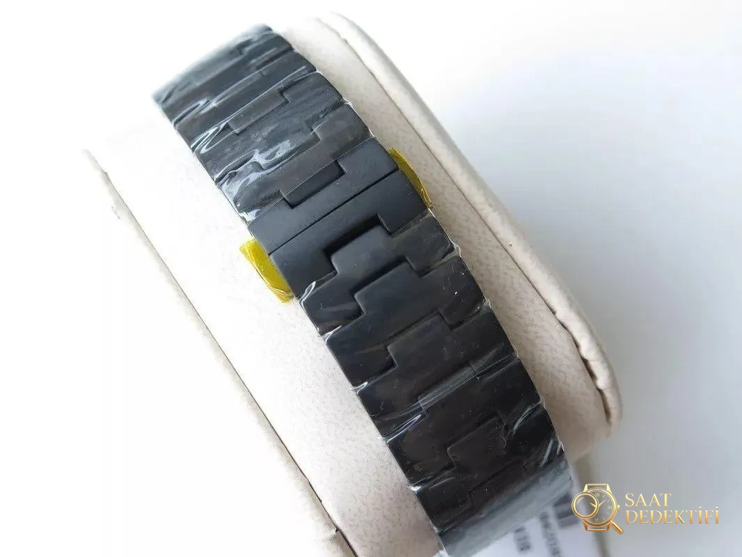 VS Factory Panerai PAM438 V2 versiyonu tam seramik saat incelemesi - Bilekte Duruş ve Kasa Orantısı