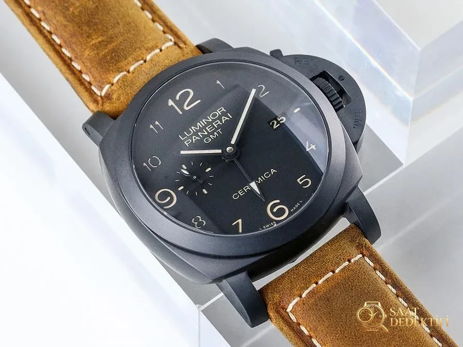 VS Factory Panerai PAM441 Replika Kol Saati - VS Saat - Arka Kapak ve Mekanizma Detayı