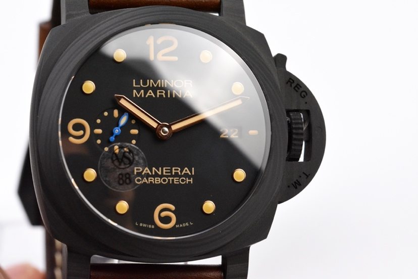 VS Factory Panerai PAM661 karbon fiber spor saati incelemesi — 3. fotoğraf