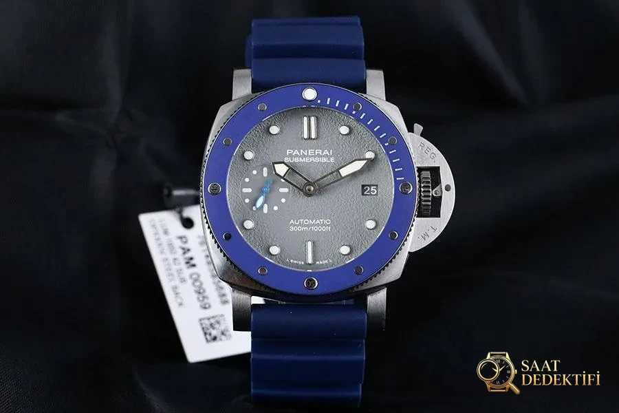 Panerai Luminor Submersible PAM959 VS Factory İncelemesi - Ön Görünüm ve Kasa Tasarımı