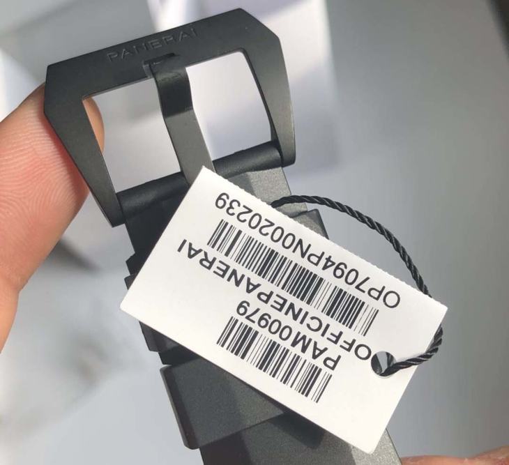 VS Factory Panerai PAM979 Karbon Fiber Kol Saati İncelemesi — 7. fotoğraf