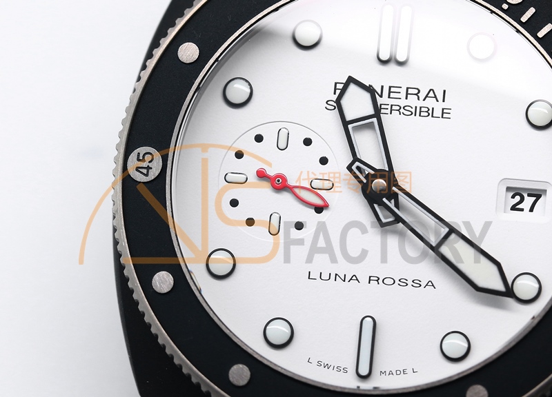 VS Factory Panerai Submersible Serisi PAM01543 Replika Kol Saati - VS Saat — 3. fotoğraf