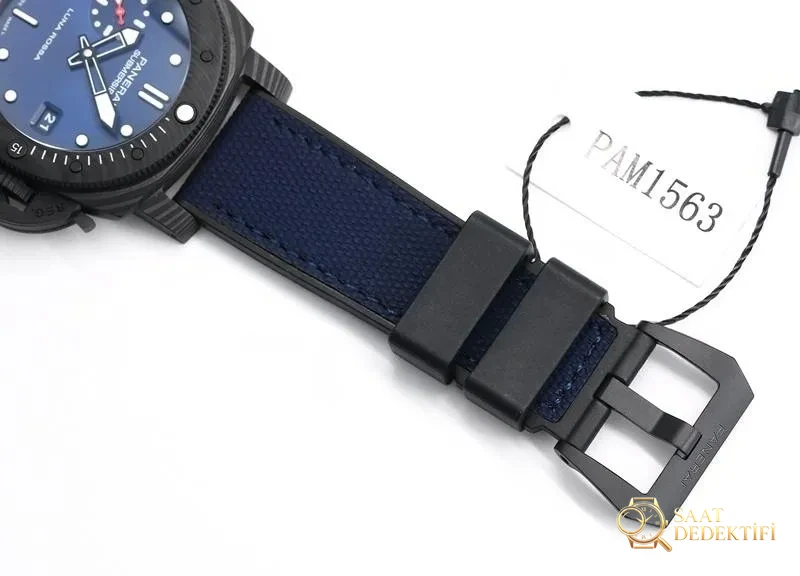 VS Factory Panerai Submersible Serisi PAM01563 Replika Kol Saati - VS Saat - Fosfor ve Super-LumiNova Gece Görünümü