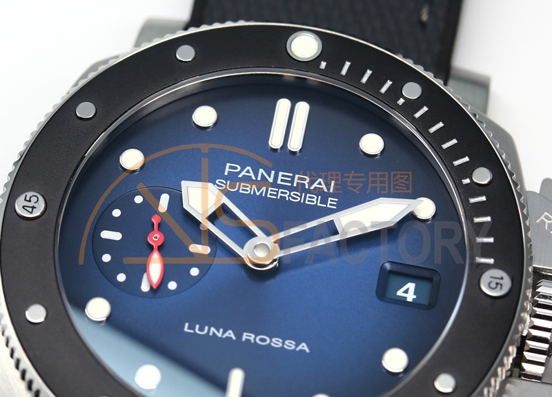 VS Factory Panerai Submersible Serisi PAM01565 Replika Kol Saati - VS Saat — 4. fotoğraf
