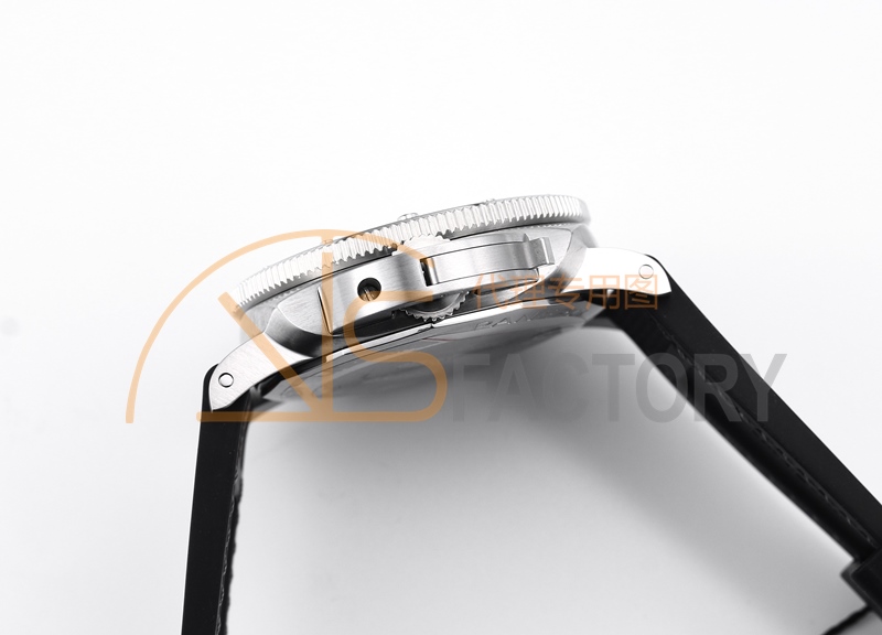 VS Factory Panerai Submersible Serisi PAM01579 Replika Kol Saati - VS Saat — 6. fotoğraf
