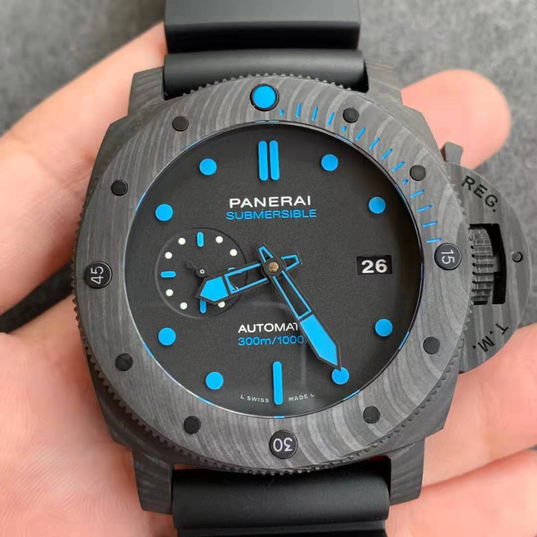 Replika Panerai Submersible CarboTech Saat