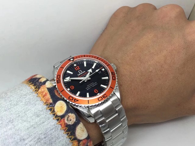 VS Factory Replika Omega Planet Ocean 600m Turuncu, Super Clone 8500 Mekanizmalı, Ücretsiz Turuncu Kauçuk Kayış Hediyeli — 16. fotoğraf