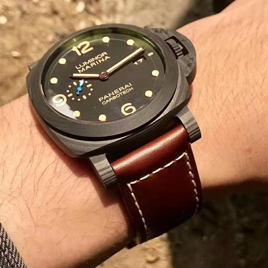VS Factory Replika Panerai PAM 661 Luminor Carbotech Super Clone P.9010 Mekanizmalı Saat — 5. fotoğraf