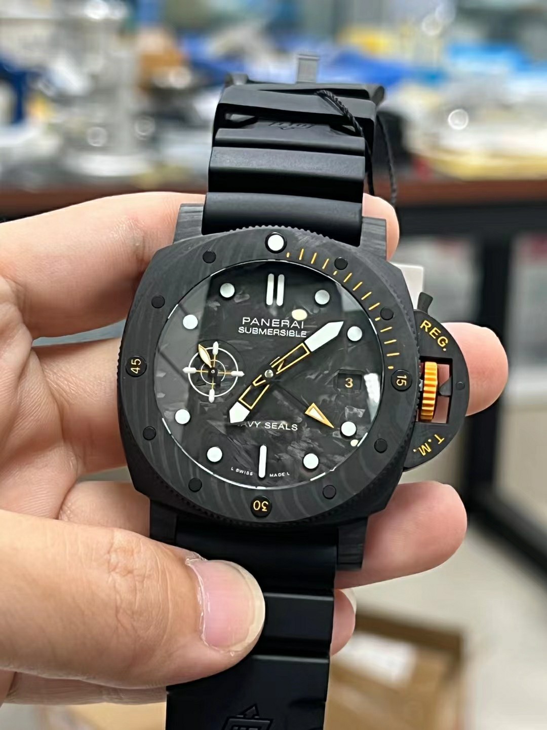 PAM 1324 Karbon Kadran