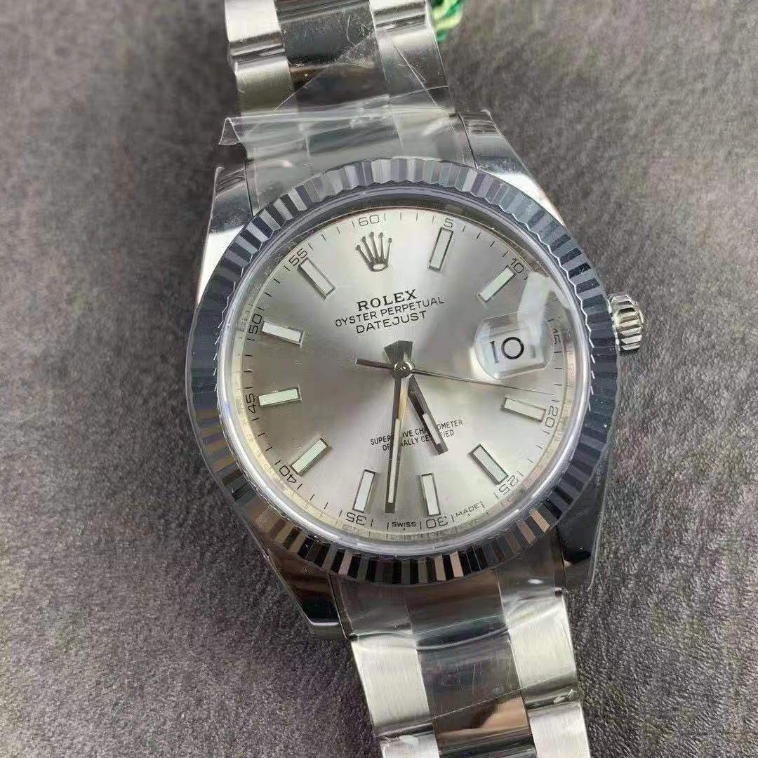 Replika Rolex Datejust 41mm Gümüş