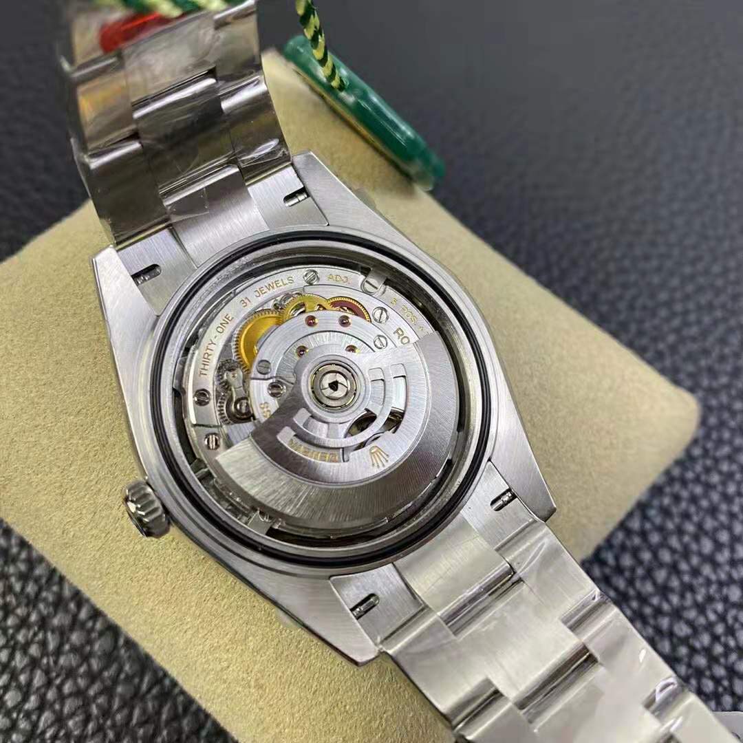 VS Factory Replika Rolex Datejust II En İyi Klon 3235 Mekanizmalı Gümüş Kadran — 13. fotoğraf
